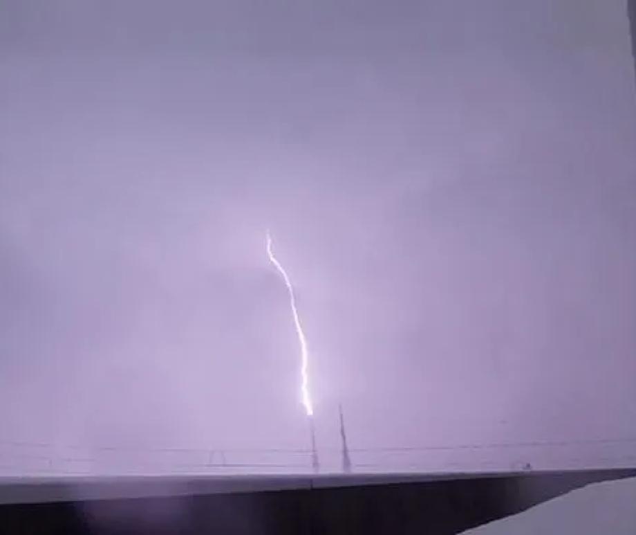 An upward positive leader that produced a downward terrestrial gamma-ray flash, extending from a television broadcast tower.