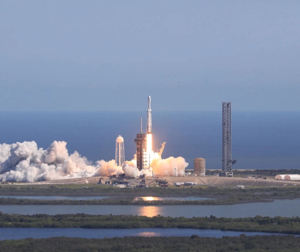 A SpaceX Falcon Heavy rocket carrying NASA’s Europa Clipper spacecraft lifts off from Launch Complex 39A at NASA’s Kennedy Space Center in Florida at 12:06 p.m. EDT on Monday, Oct. 14, 2024