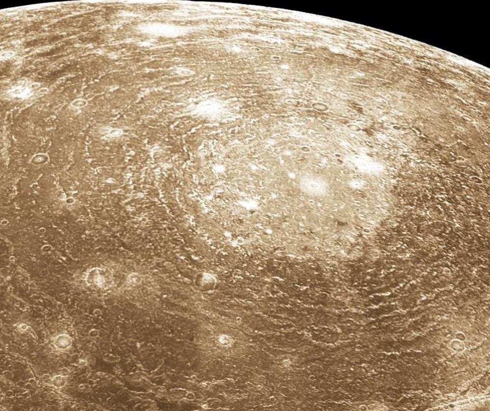 An image of Callisto captured by the Voyager 1 probe