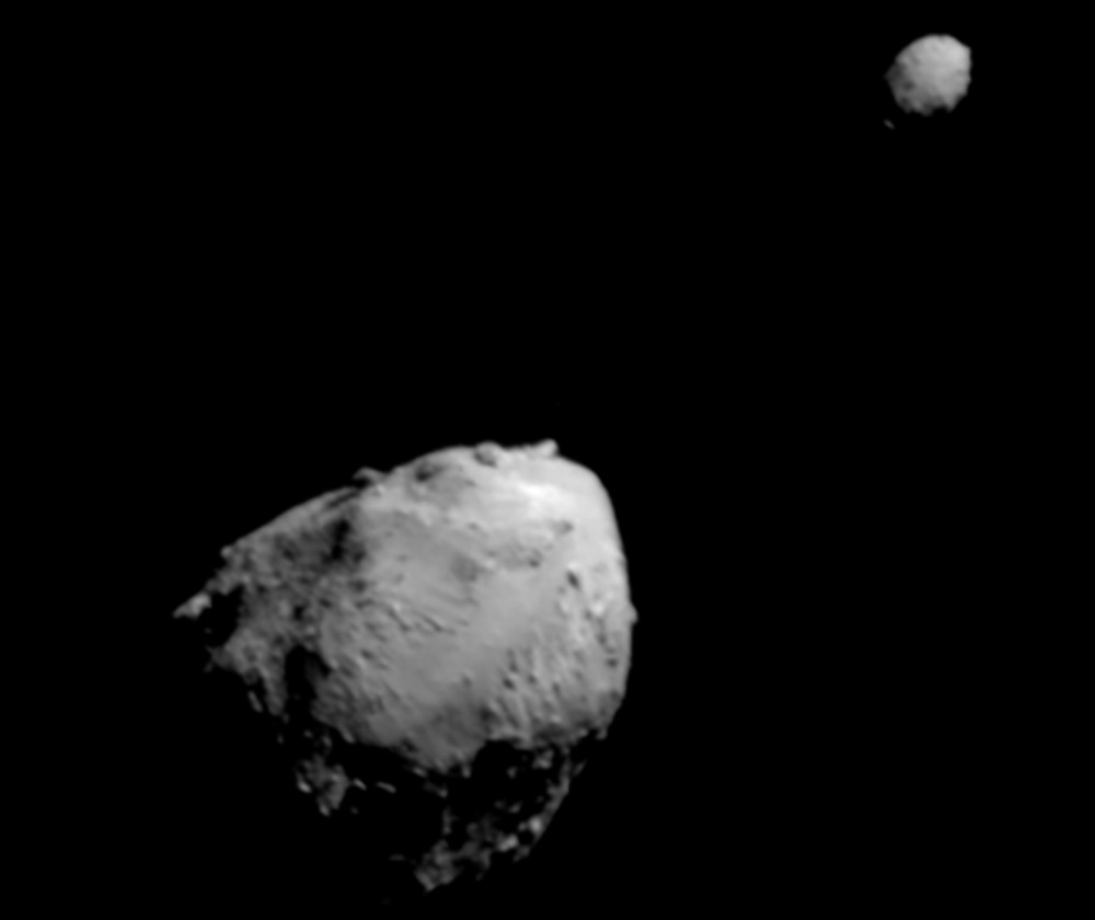Image of asteroids Didymos and Dimorphos taken by the DART spacecraft