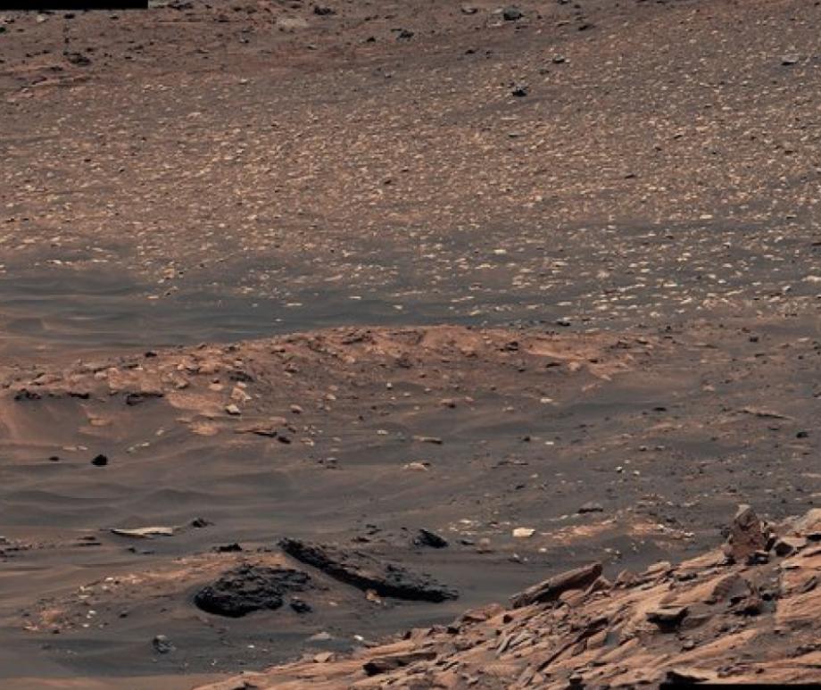 NASA’s Curiosity Mars rover captured this last look at a field of bright white sulfur stones on Oct. 11, before leaving Gediz Vallis channel