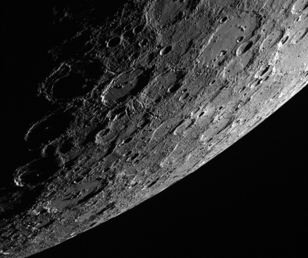 A view of Mercury’s horizon taken by the Wide-Angle Camera (WAC) of the Mercury Dual Imaging System (MDIS) on board NASA’s MESSENGER spacecraft