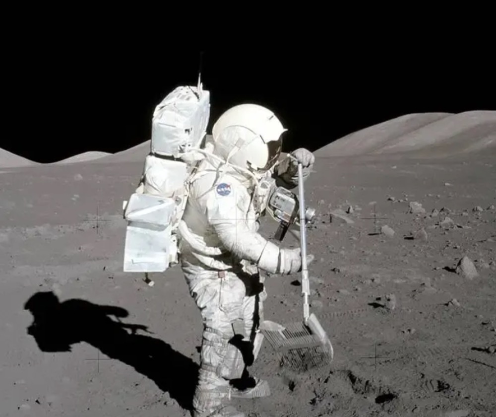 Apollo 17 astronaut Harrison Schmitt used a lunar rake to collect moon rocks and rock chips