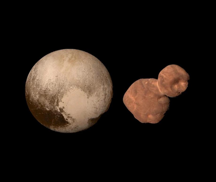 Images of the trans-Neptunian objects (TNOs) Pluto [left] and Arrokoth [right], the primary flyby targets of NASA’s New Horizons spacecraft in 2015 and 2019