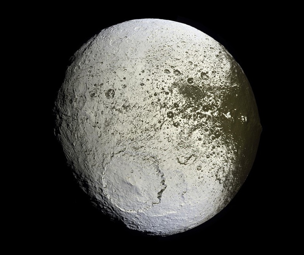 Saturn's two-toned moon, Iapetus, imaged by Cassini