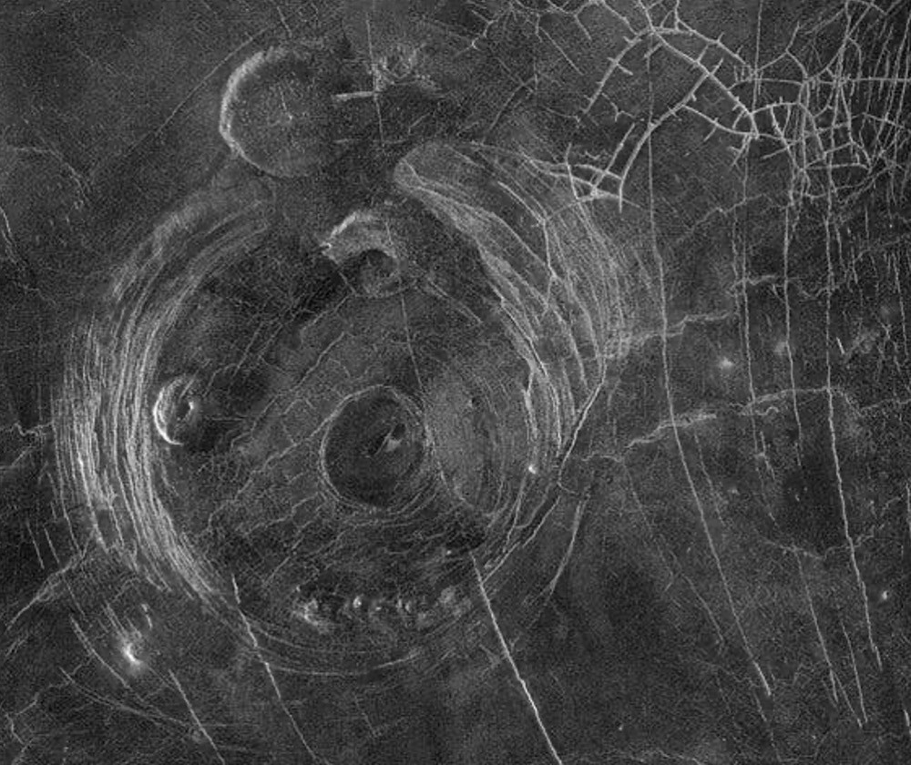 A radar image made by the Magellan spacecraft of the Aine Corona, a flat-topped volcanic formation, on the surface of Venus
